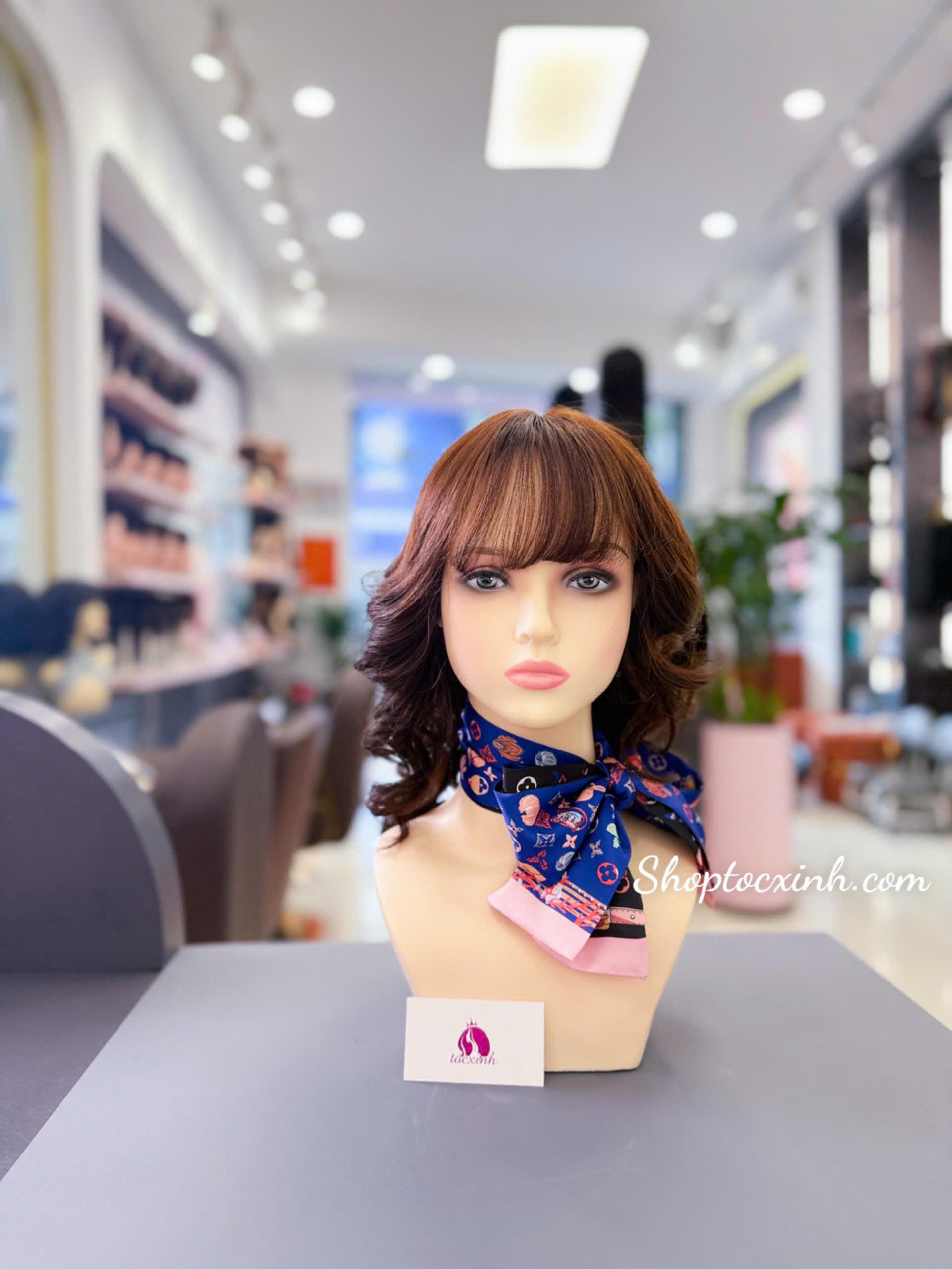 TÓC BỘ NGUYÊN ĐẦU UỐN SOĂN MỘT NGÔI LÀM BẰNG TÓC THẬT